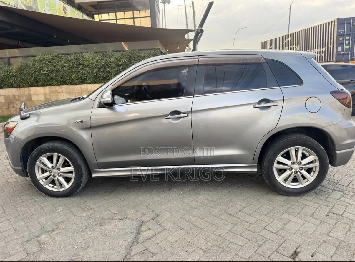 Mitsubishi RVR 2.0 2012 Silver