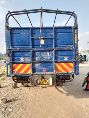 Isuzu FRR Commercial
