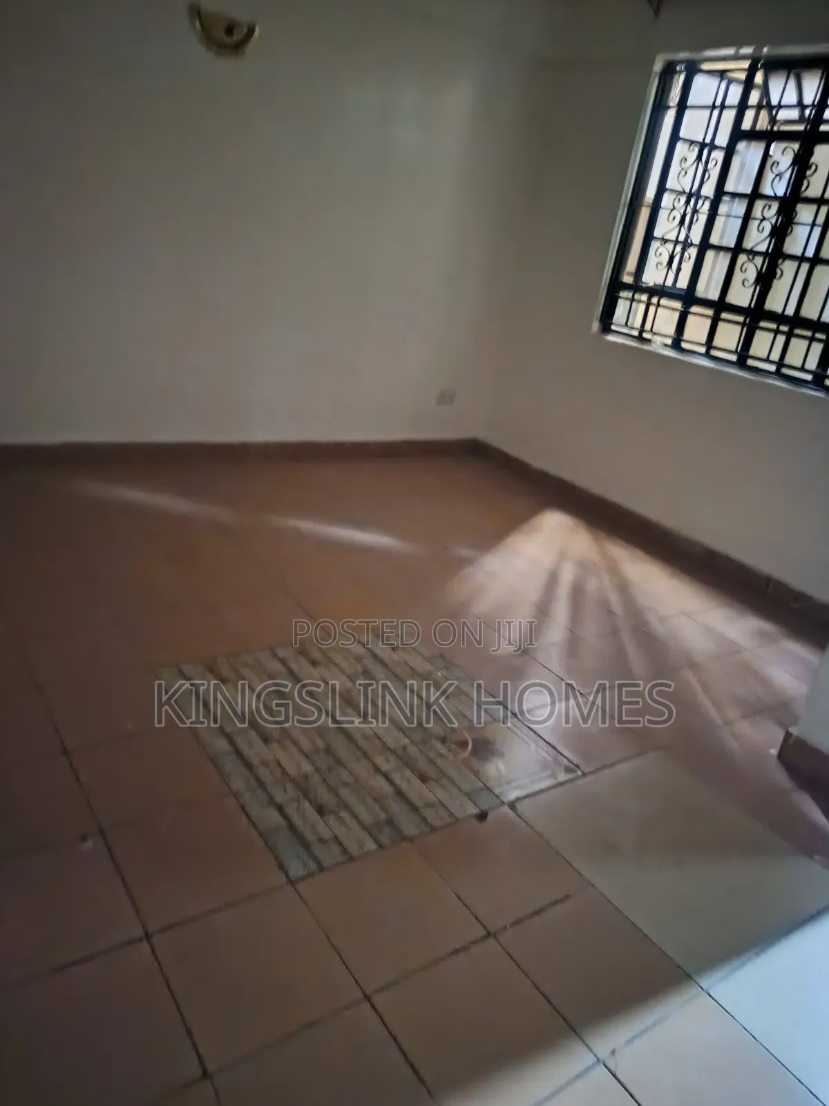 3bdrm Apartment in South C for rent