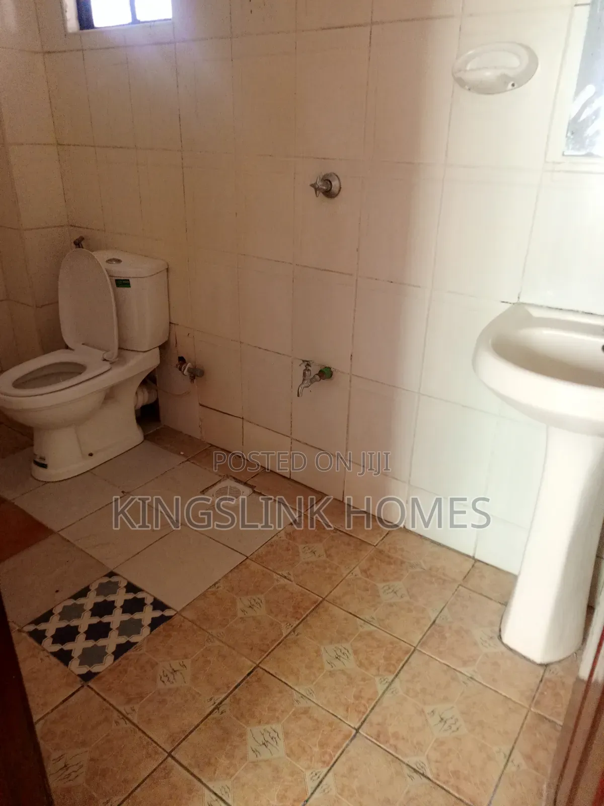 3bdrm Apartment in South C for rent