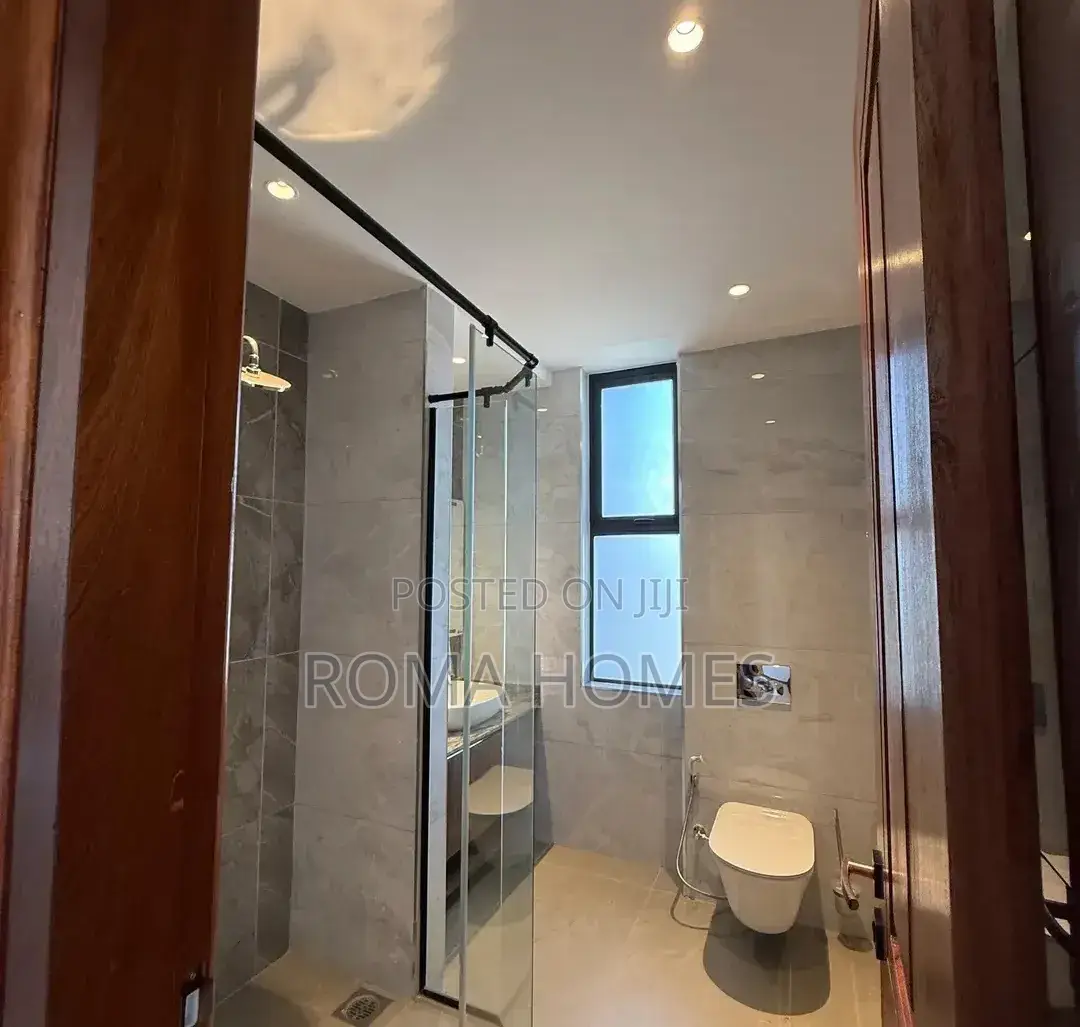3bdrm Apartment in Riverside Estate for sale