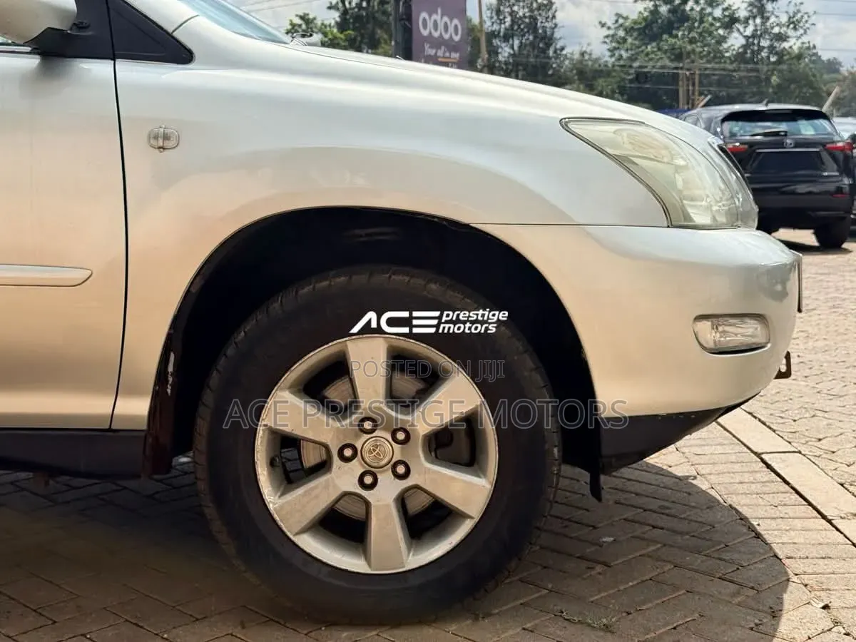 Toyota Harrier 3.0 V6 2005 Silver