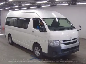 Toyota HiAce 2019 White