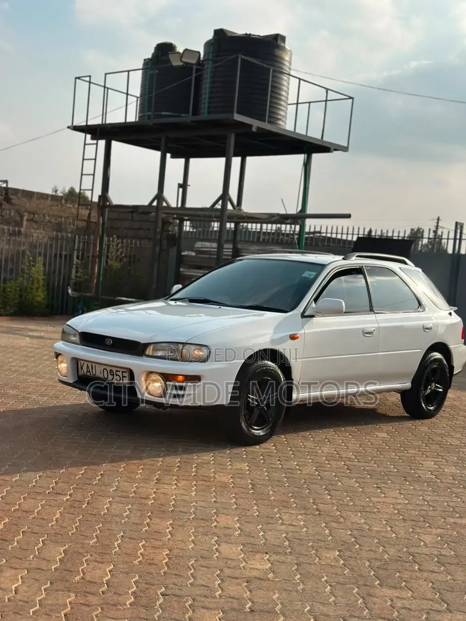 Subaru Impreza Wagon 1998 White