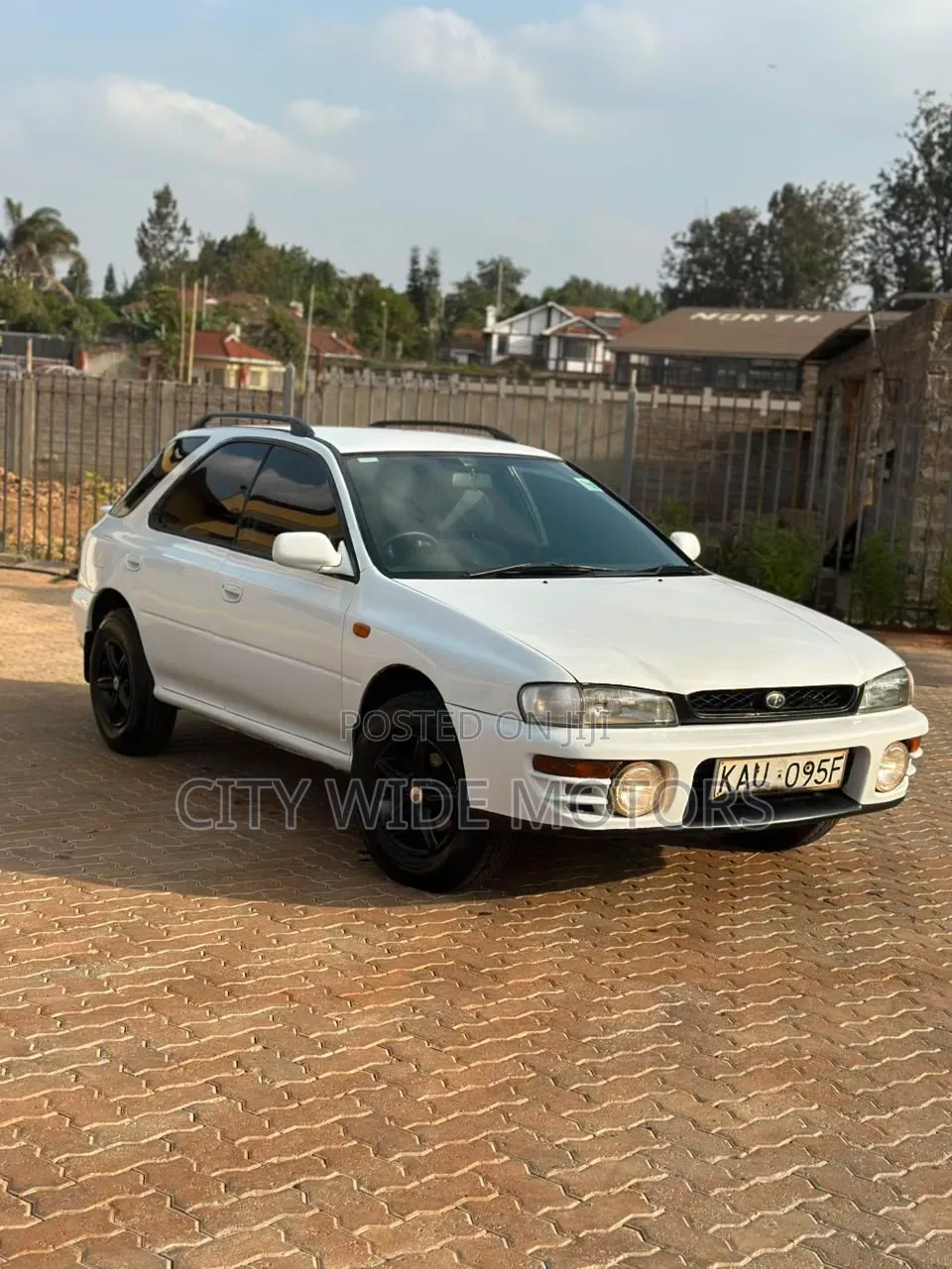 Subaru Impreza Wagon 1998 White