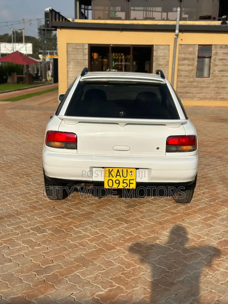 Subaru Impreza Wagon 1998 White