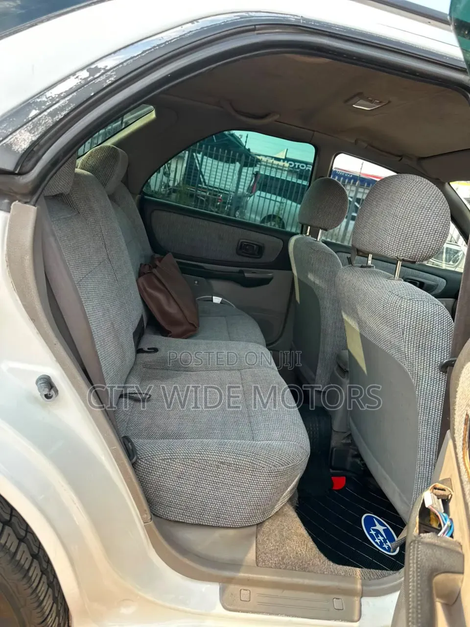 Subaru Impreza Wagon 1998 White