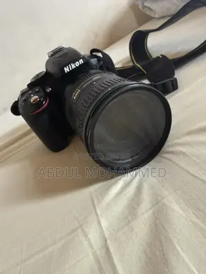 Nikon D3200 High Quality + Lens