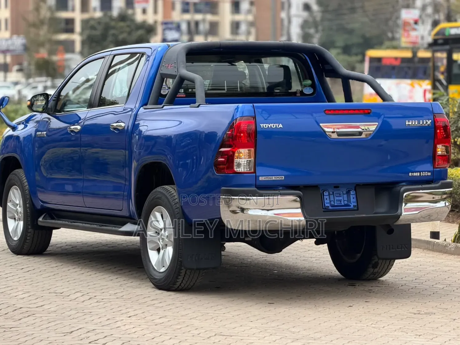 Toyota Hilux 2019 Blue