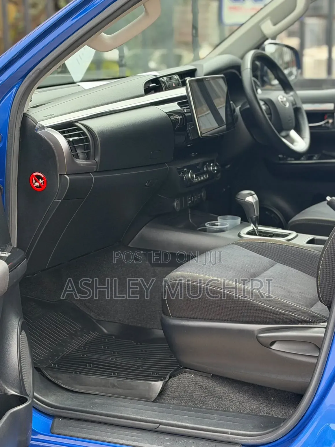 Toyota Hilux 2019 Blue