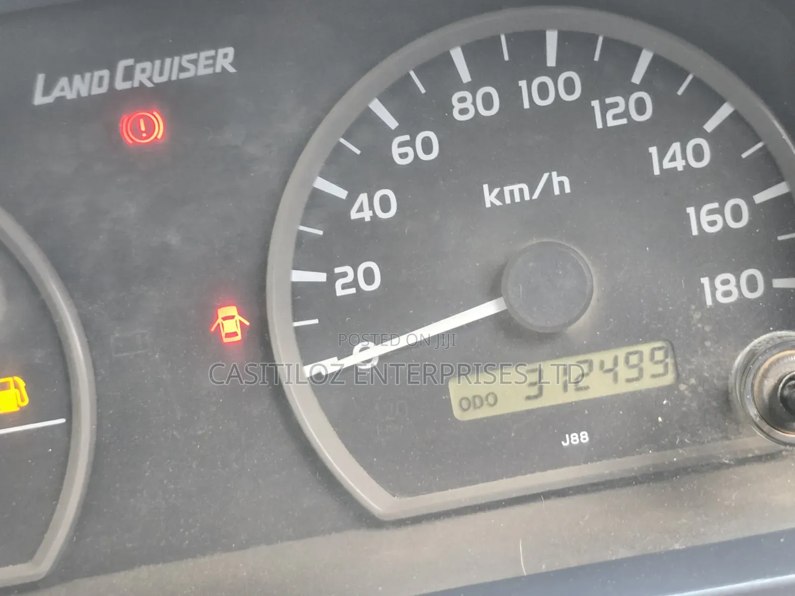 Toyota Land Cruiser 2011 Gold
