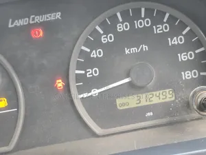 Toyota Land Cruiser 2011 Gold