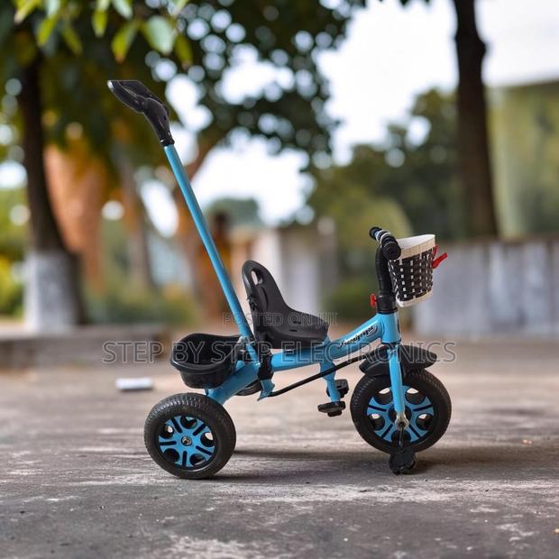 Compact Design Kids Bike Bicycle Tricycle With Push Handle - main view