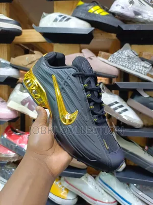 Nike Ultra Sneakers