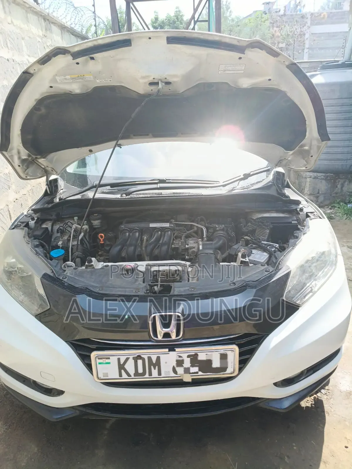 Honda Vezel 2017 White