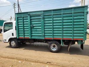 Isuzu NMR Cover Body