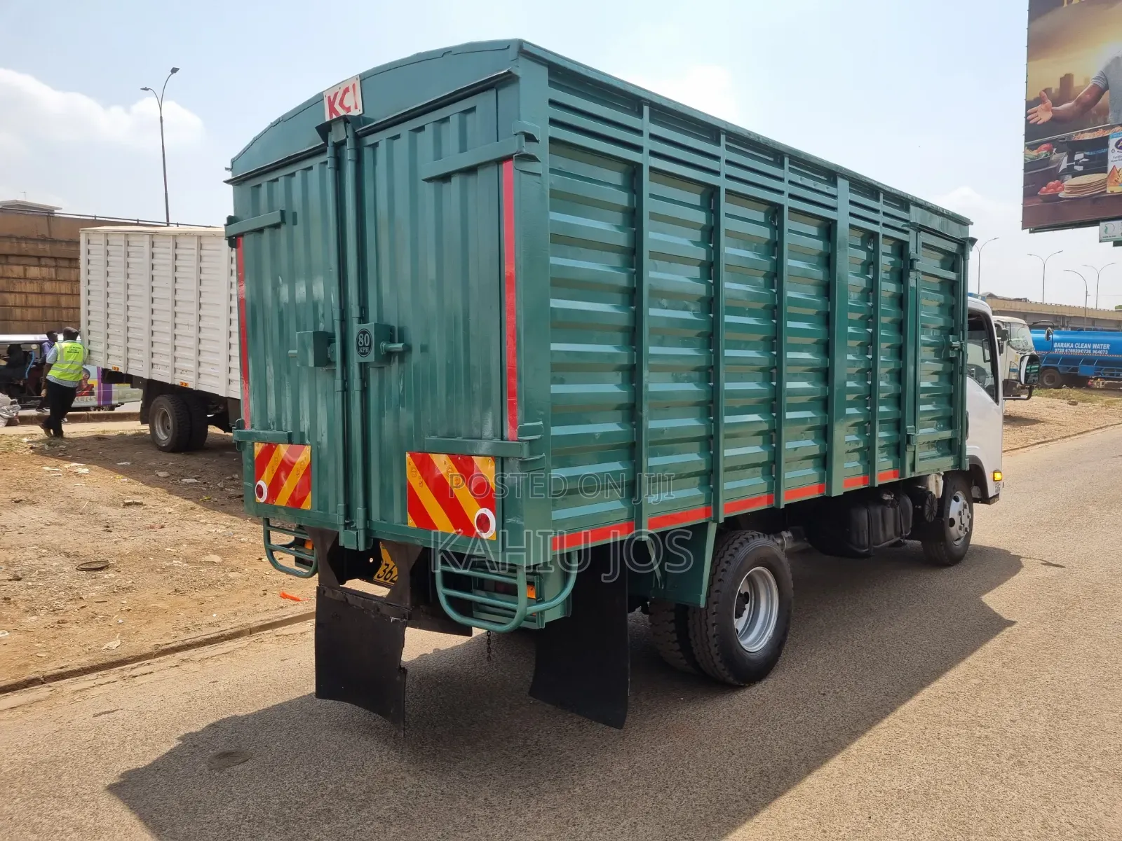 Isuzu NMR Cover Body