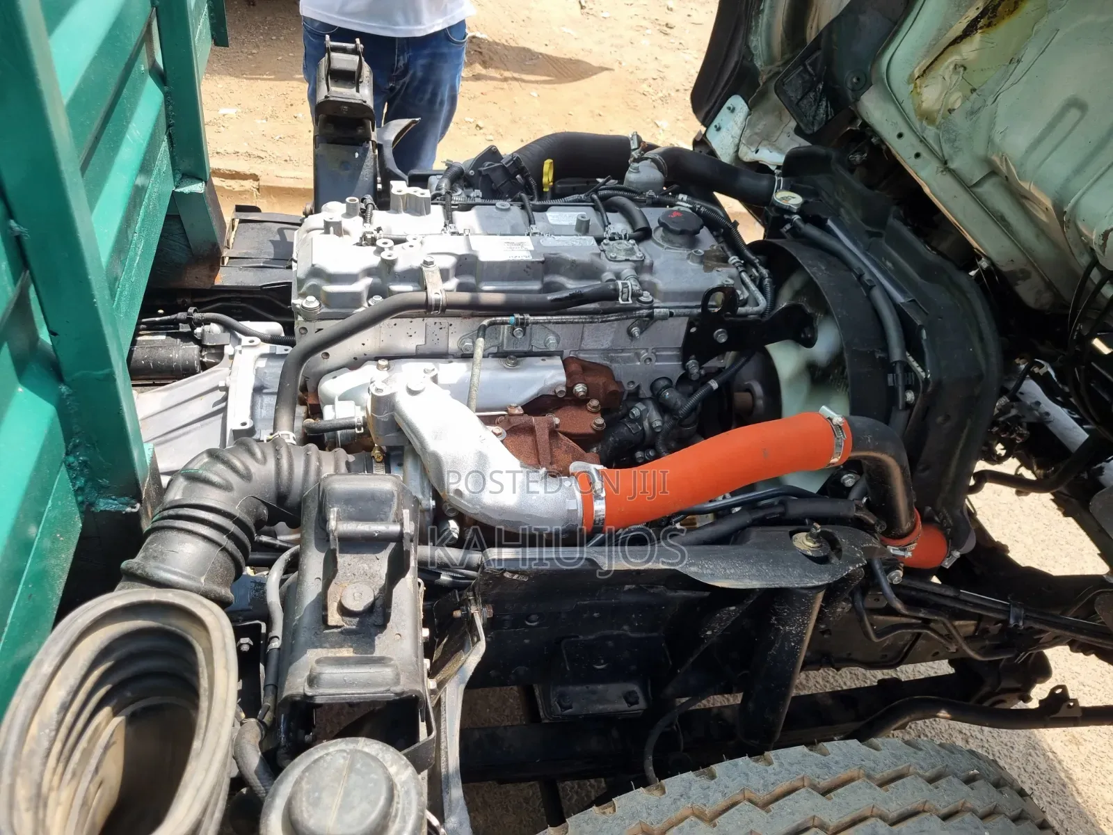 Isuzu NMR Cover Body