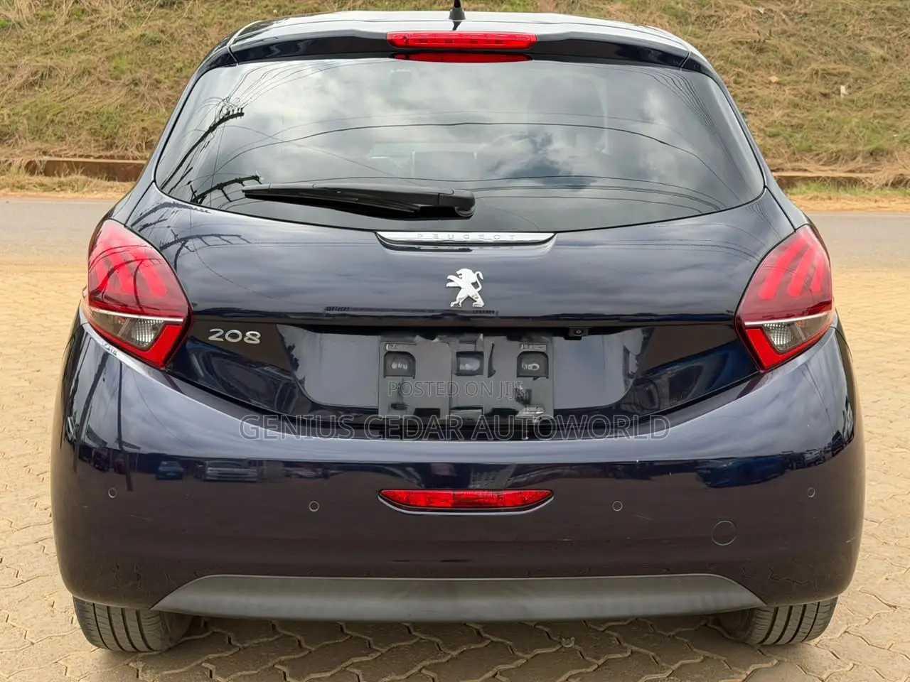 Peugeot 208 2019 Black