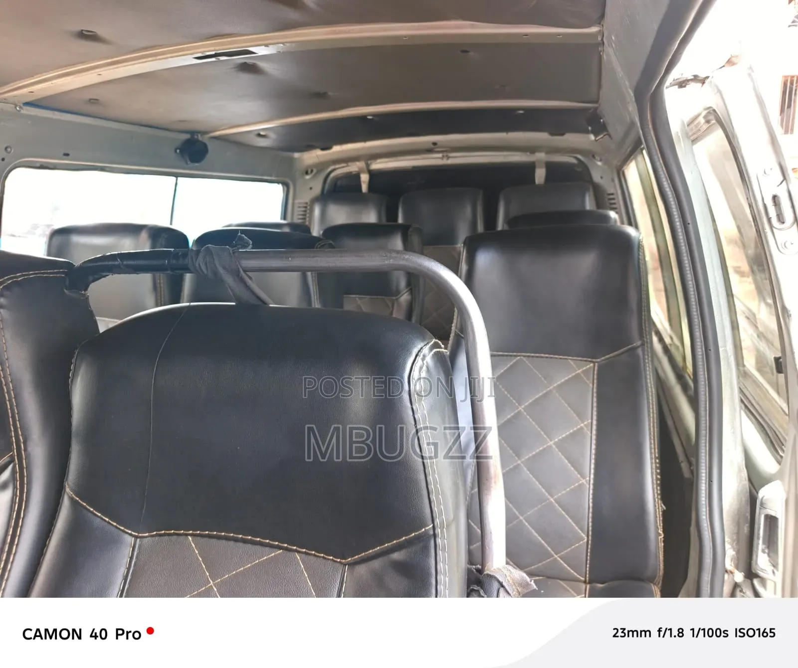 Toyota HiAce 2005 Grey