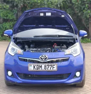 Toyota Ractis 2016 Blue
