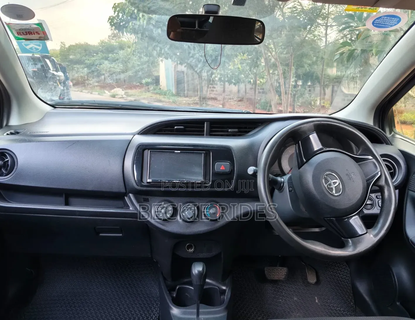 Toyota Vitz 2018 Black