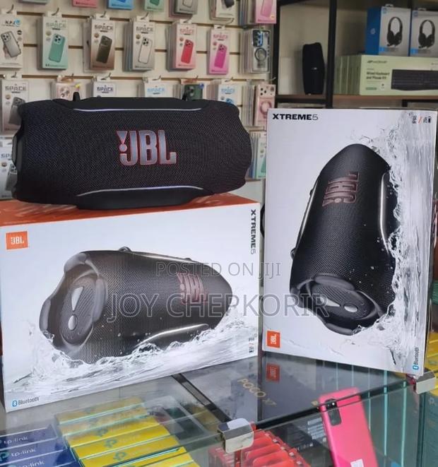 JBL Extreme 5 Powerful Portable Bluetooth Speaker - thumbnail 2