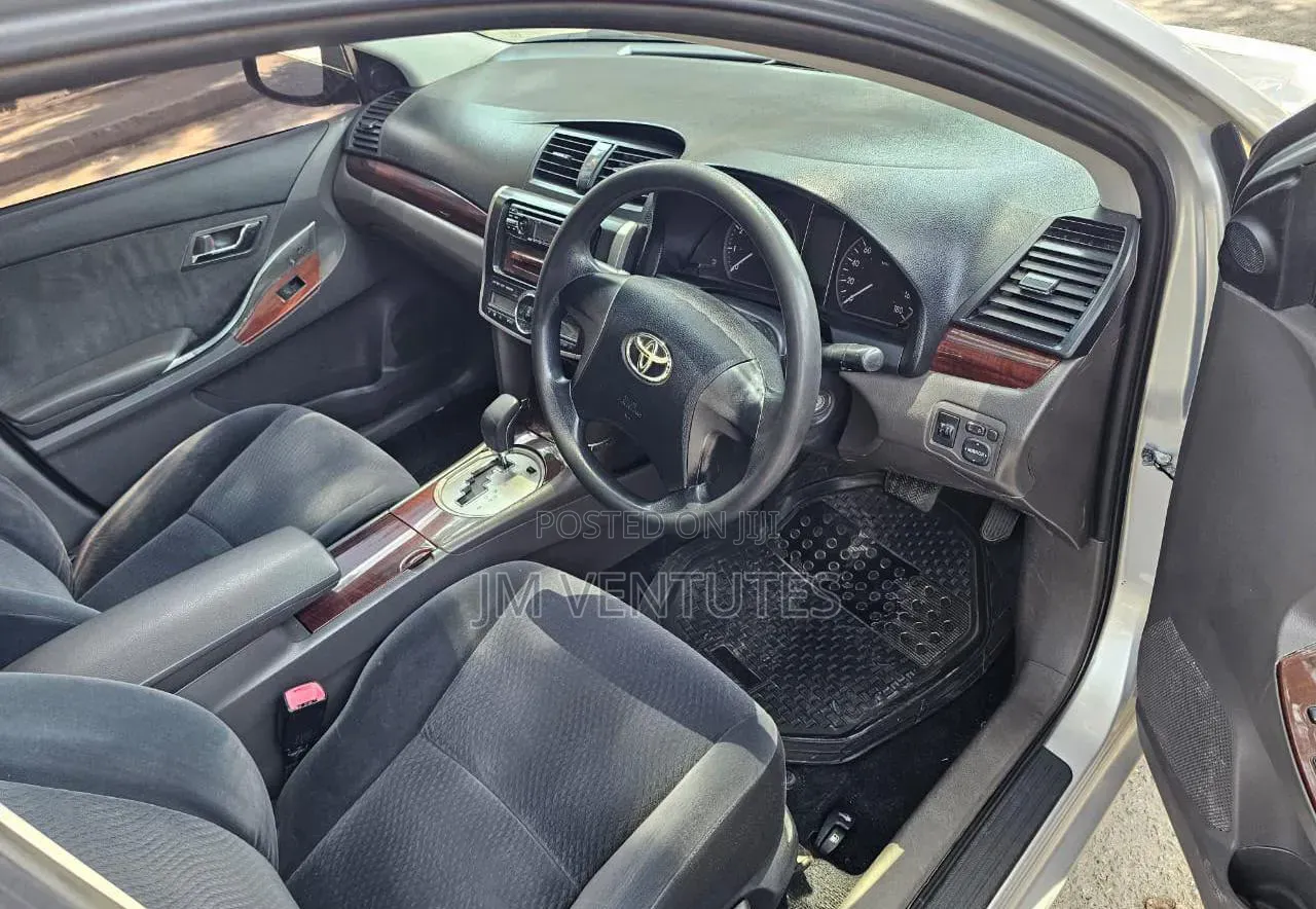 Toyota Allion 2013 Silver