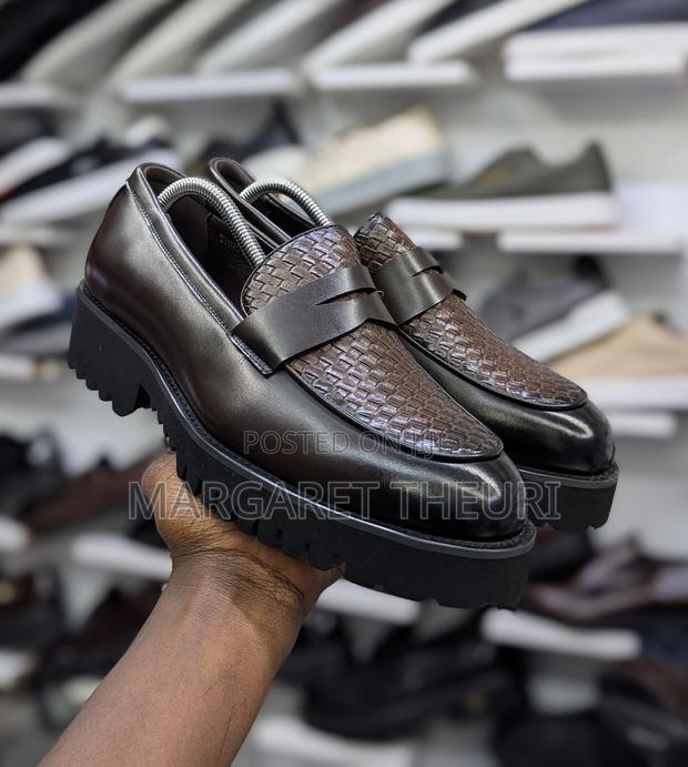 S Elegance Kicks and Fits - thumbnail 5