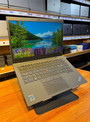 Laptop Lenovo ThinkPad T14s G4 16GB Intel Core i7 SSD 512GB