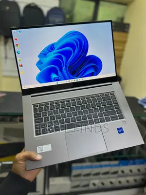 Laptop HP ZBook Studio G8 32GB Intel Core i7 SSD 512GB