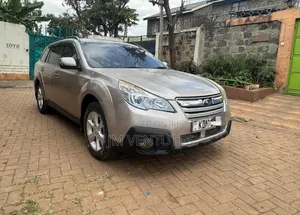 Subaru Outback 2015 Gold