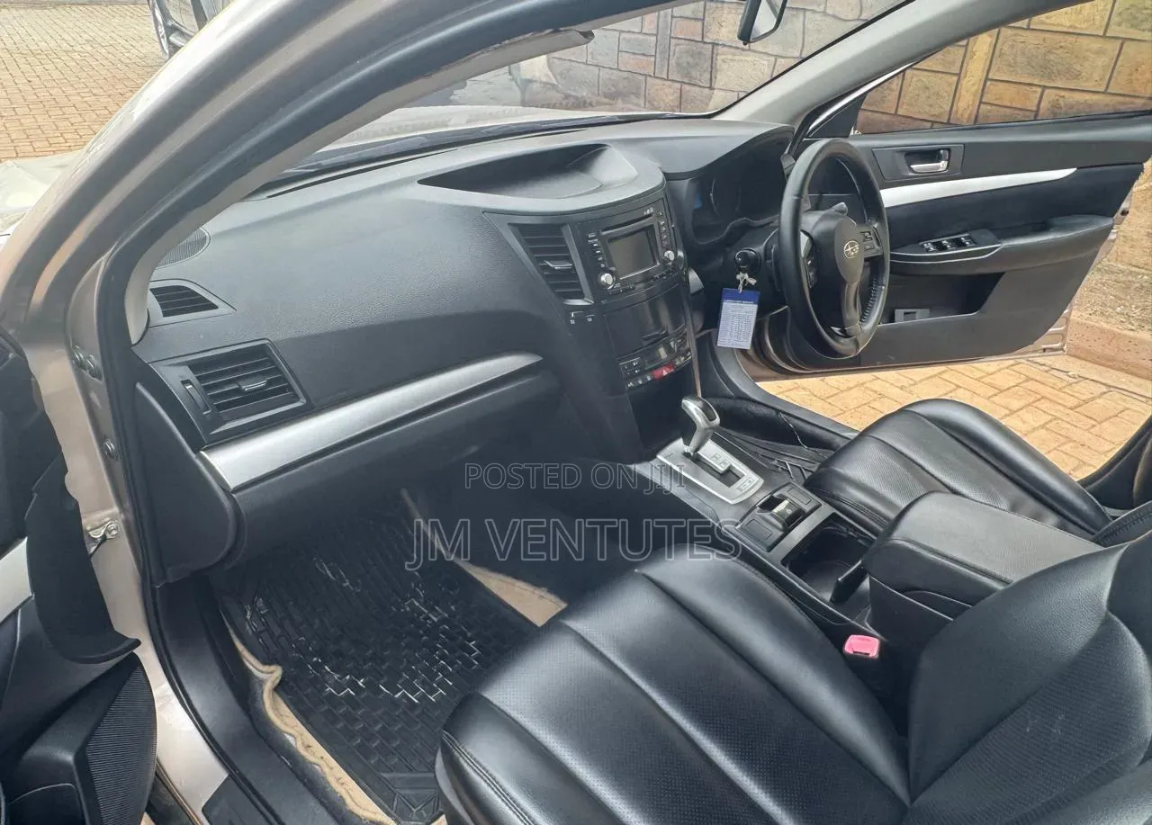 Subaru Outback 2015 Gold