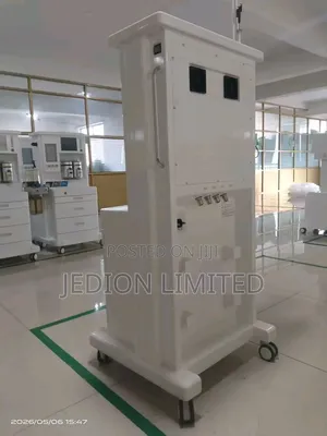 Anesthesia Machine With 2 Vaporizer