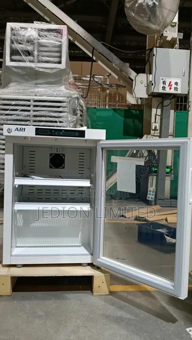 Medical Pharmacy Refrigerator - thumbnail 2