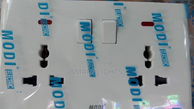 MODI 13A Double Universal Switched Socket Outlet