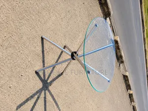 Transparent Modern Round Glass Coffee Table