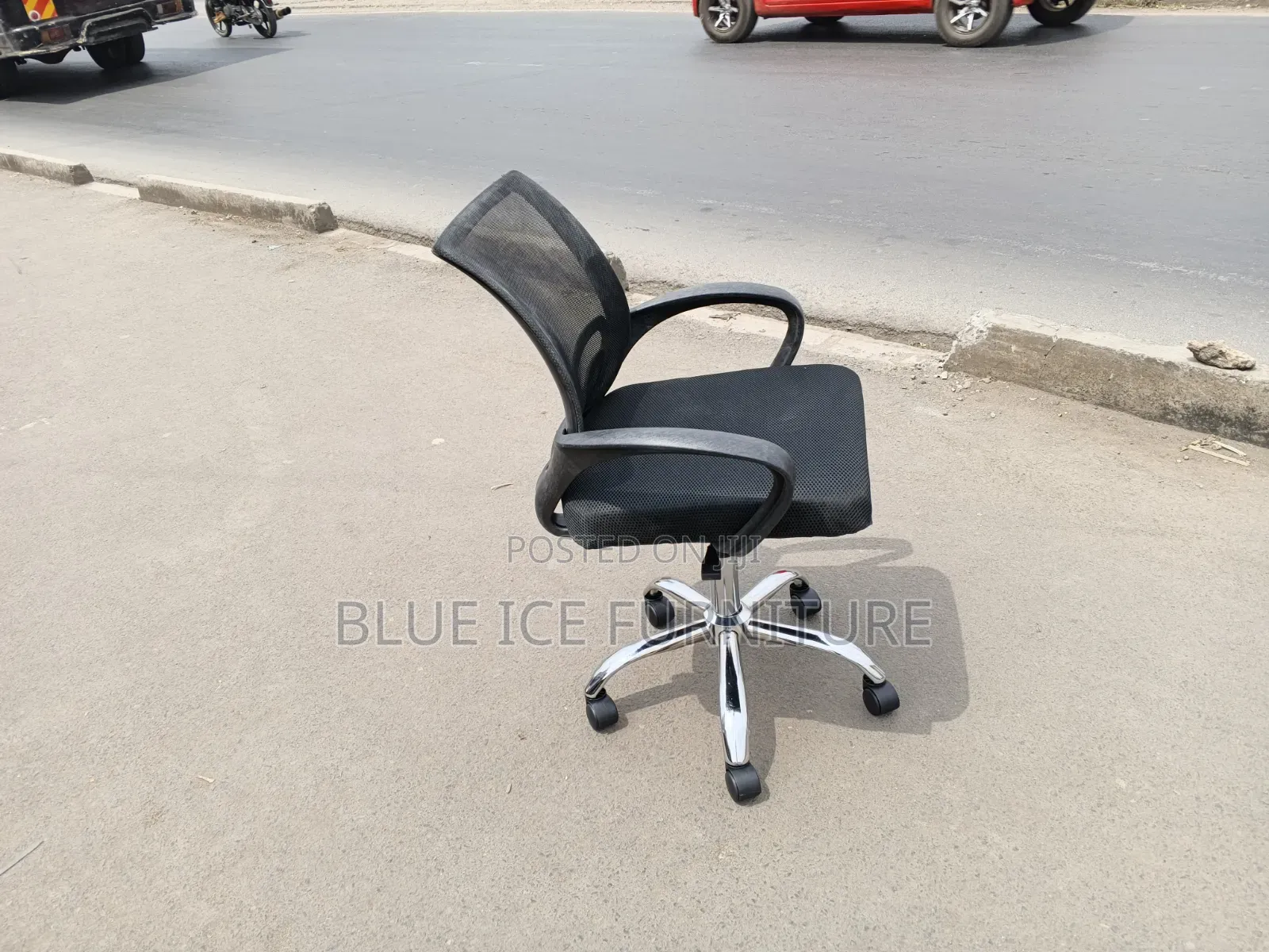 Modern Mesh Office Chair