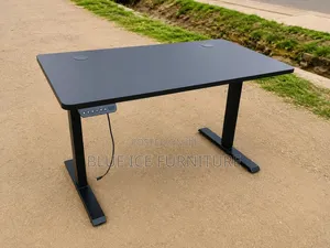 Electric Height Adjustable Office Desk