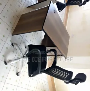 Modern Workstation Desk Adjustable Headrest Office Chair