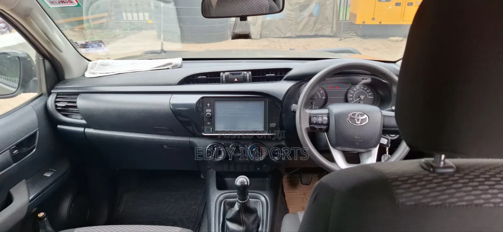 Toyota Hilux 2021 Gray