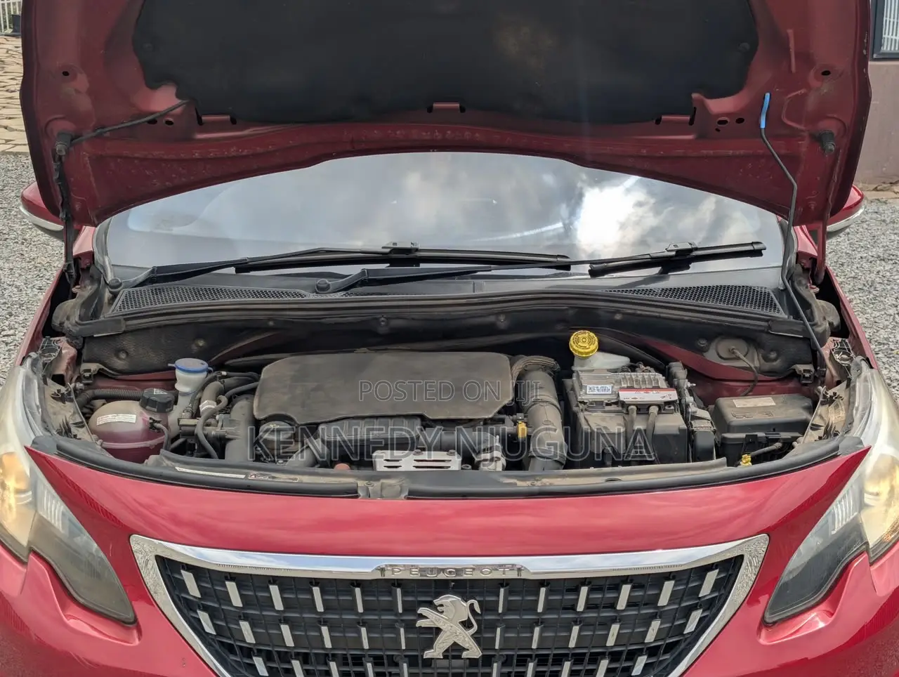 Peugeot 2008 1.2 PureTech (130 Hp) 2017 Maroon