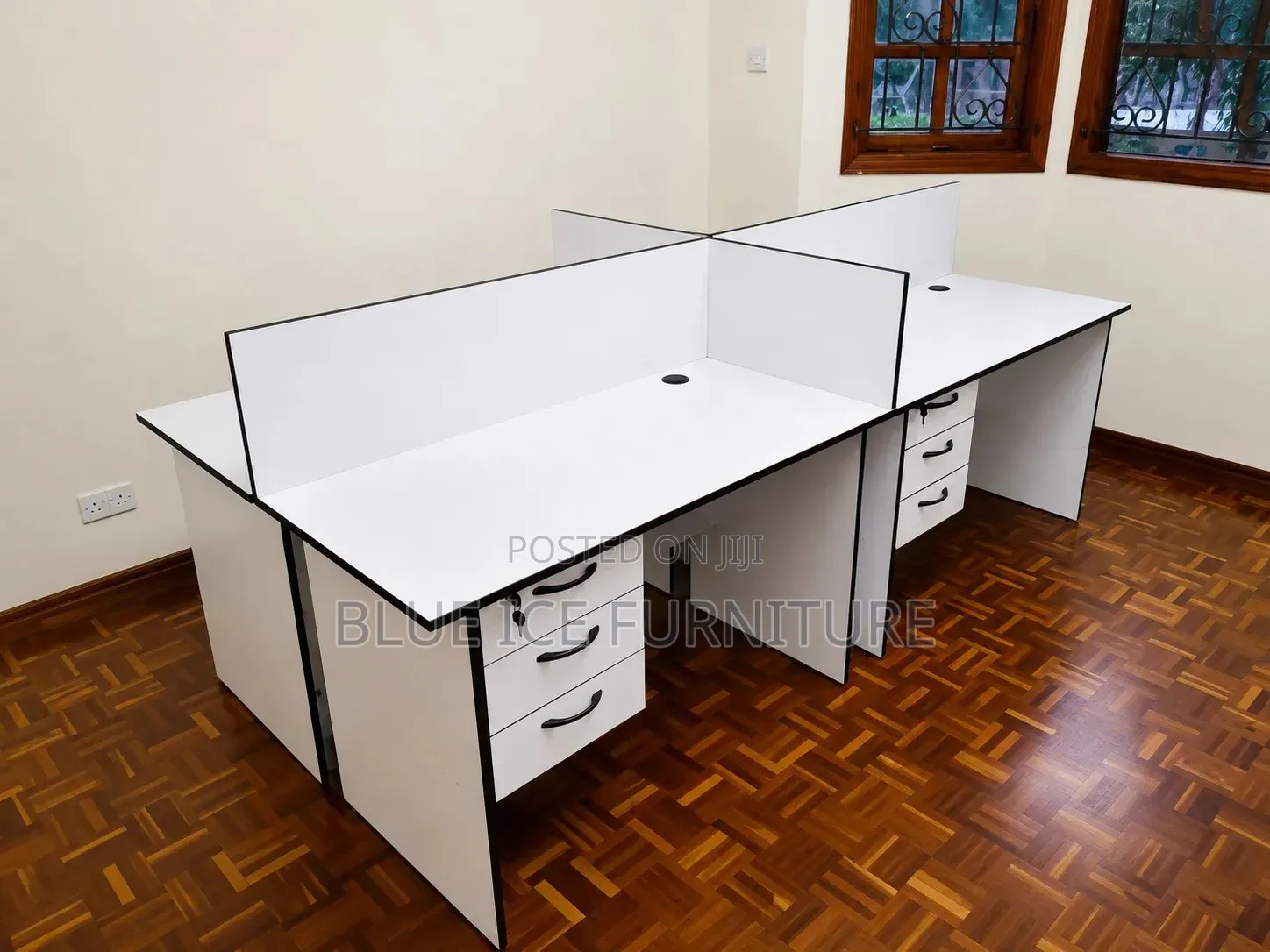 Modern 4-Seater Office Workstation Desk Durable MDF