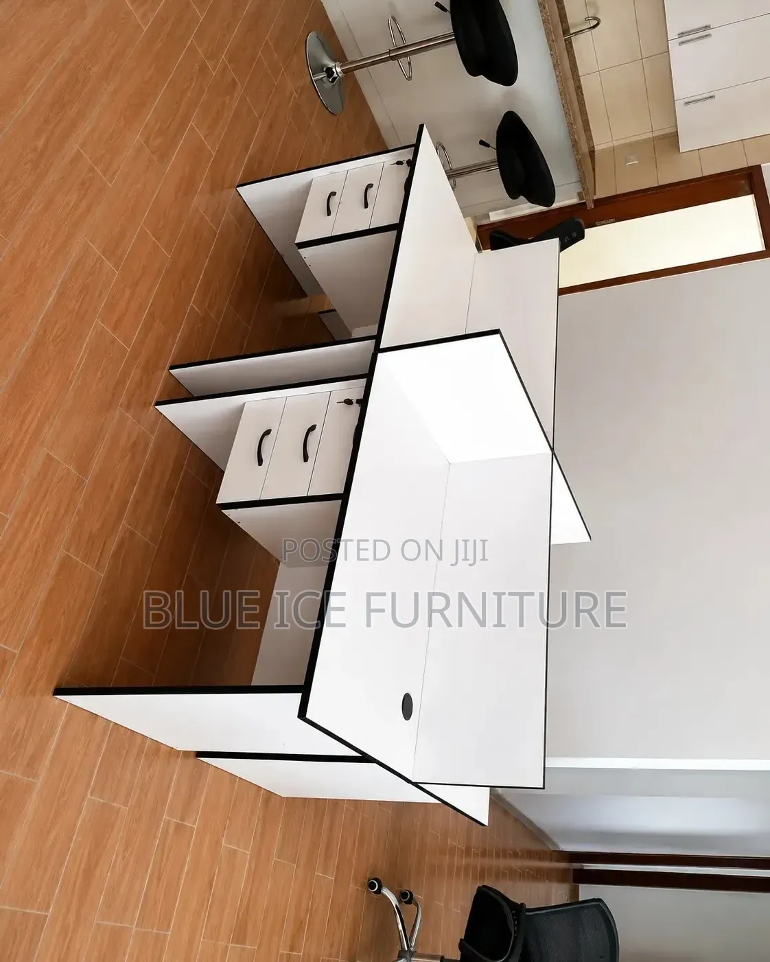 Modern 4-Seater Office Workstation Desk Durable MDF