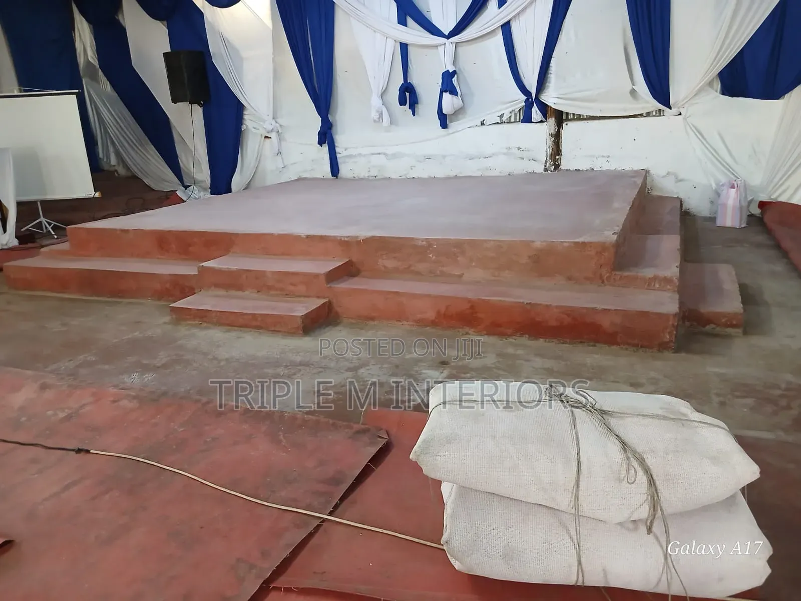 Before After Installation 4mm Delta Wall to Wall Carpet for Pulpits