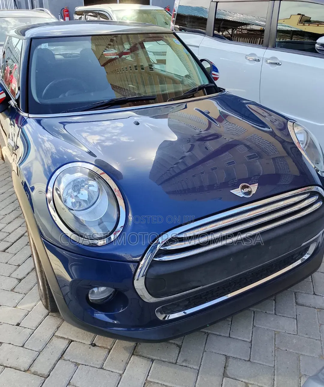 Mini Cooper 2018 Blue