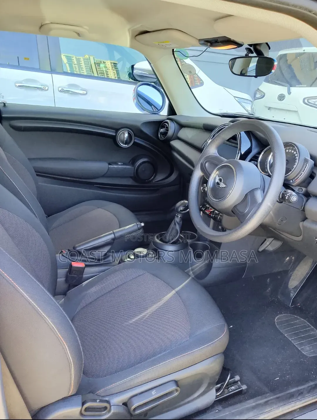 Mini Cooper 2018 Blue