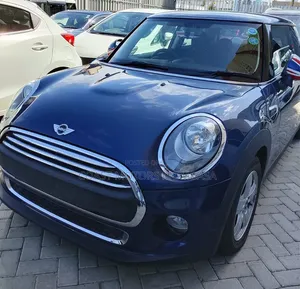 Mini Cooper 2018 Blue