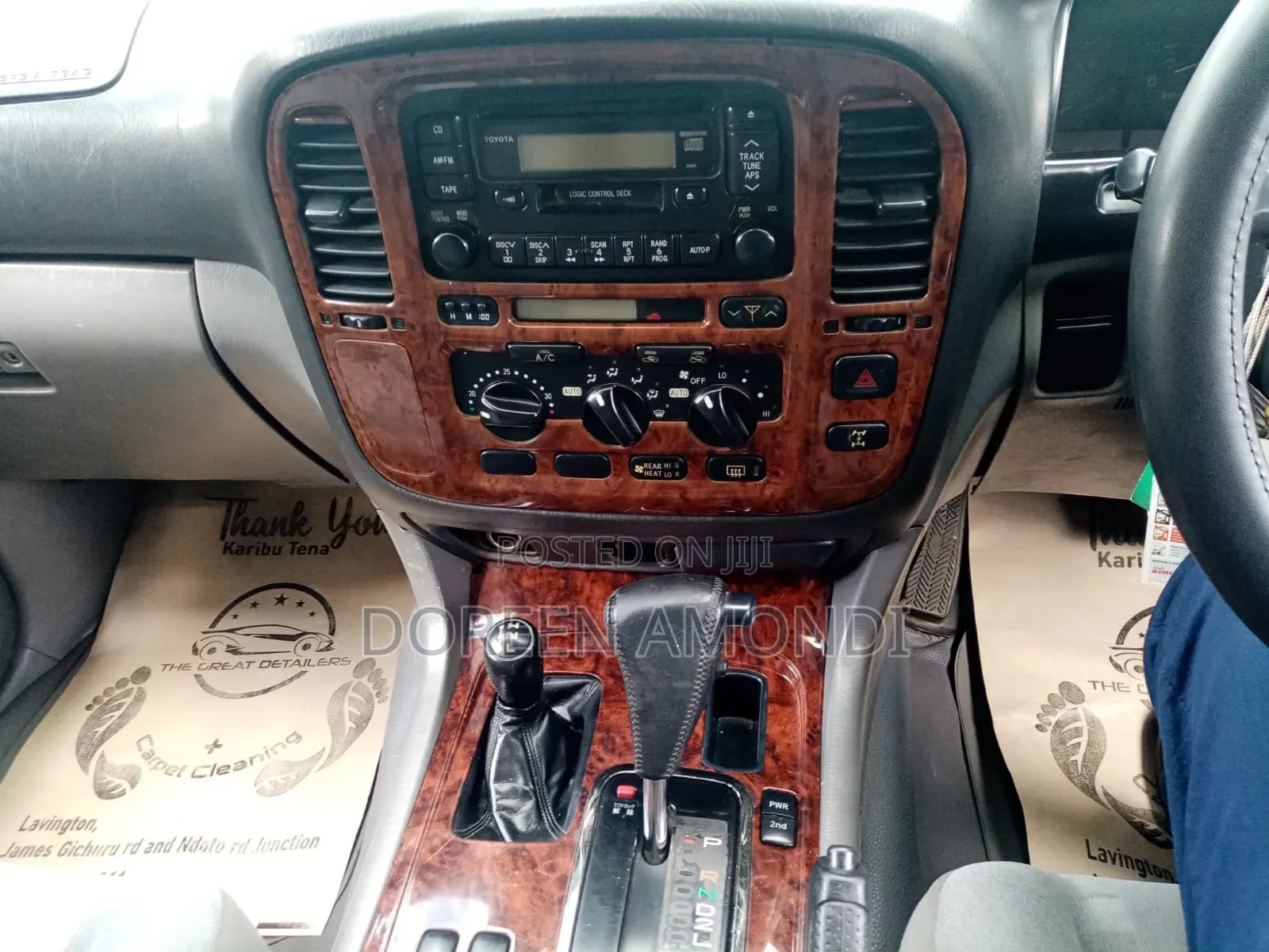 Toyota Land Cruiser 2000 Black