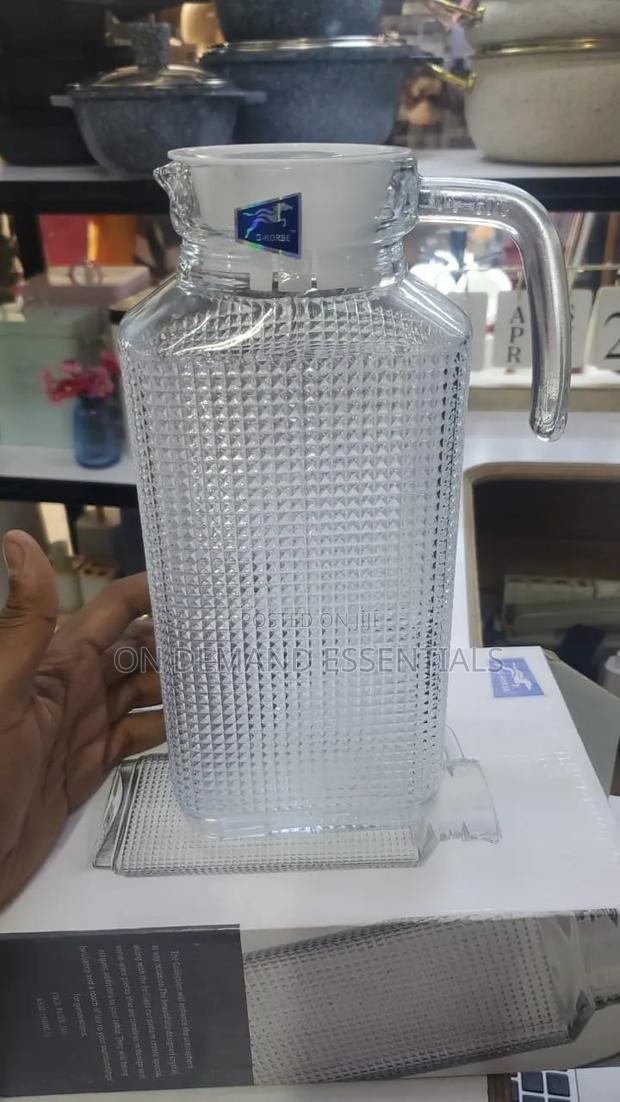 1.8l Ribbed Glass Jug - main view